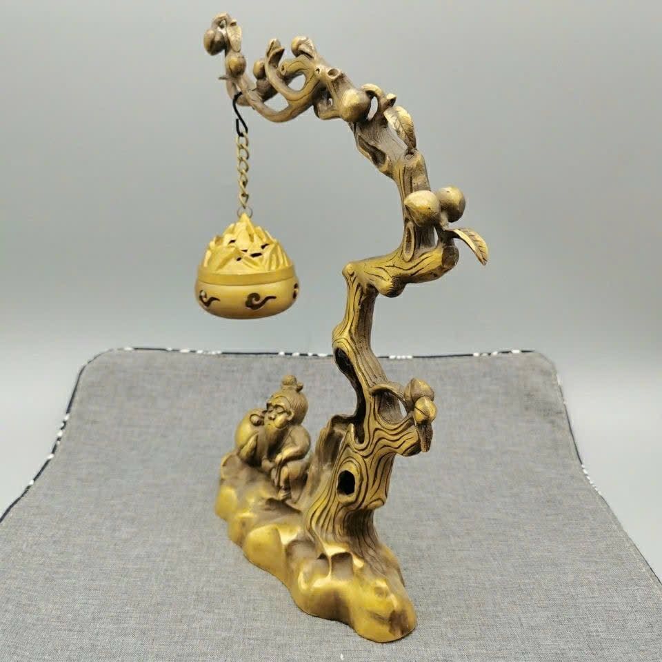  Lư xông trầm treo cành cây ông Thọ 