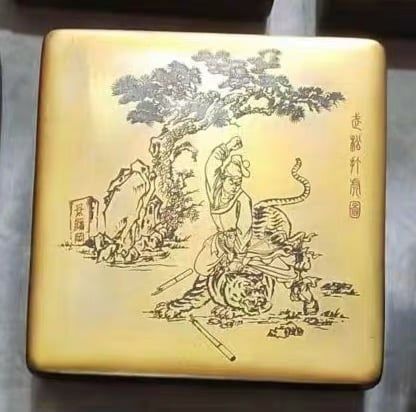 Hộp đồng hình vuông phong cách cổ hàng sưu tầm 