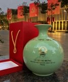  Bình Gốm Men Xanh Ngọc Hoạ Tiết Chim Hạc viền Quanh Của Bác Hưng 