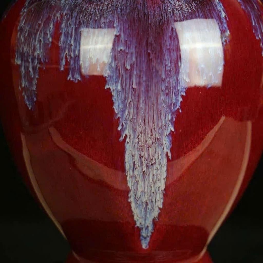  Bình Gốm Men Đỏ Huyết Dụ Tai Lân Cổ Điển BKCECN-10062 