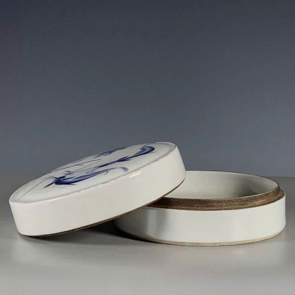  Hộp Sứ Hình Cá Trê Sưu Tầm Men Màu Độc Lạ BKCECN-10064 