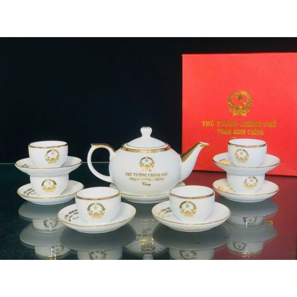  Bộ ấm chén in tên Thủ Tướng Phạm Minh Chính dáng đèn thần BKCECN-10095 