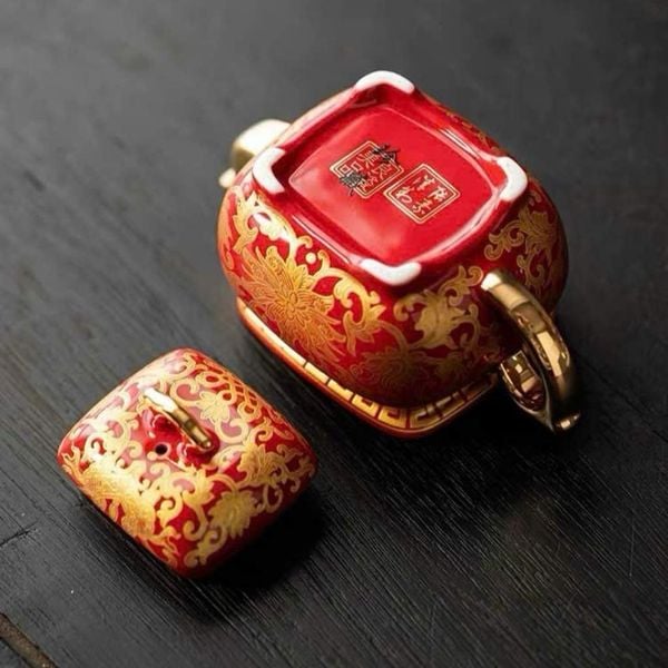  Ấm Trà Sứ Đỏ Mạ Vàng Kim Cao Cấp BKCECN-10274 