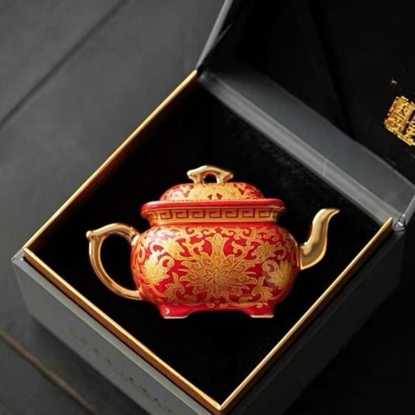  Ấm Trà Sứ Đỏ Mạ Vàng Kim Cao Cấp BKCECN-10274 