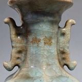  Bình Gốm Sứ Men Rạn Vẽ Vàng Quan Thánh Đế Quân BKCECN-10300 