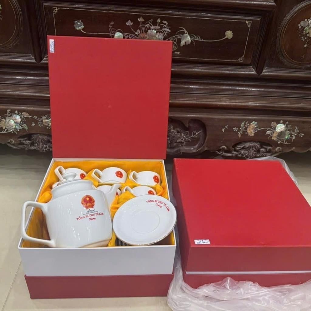 Bộ Ấm Chén In Tổng Bí Thứ Tô Lâm gốm Bát Tràng BKCECN-10362 