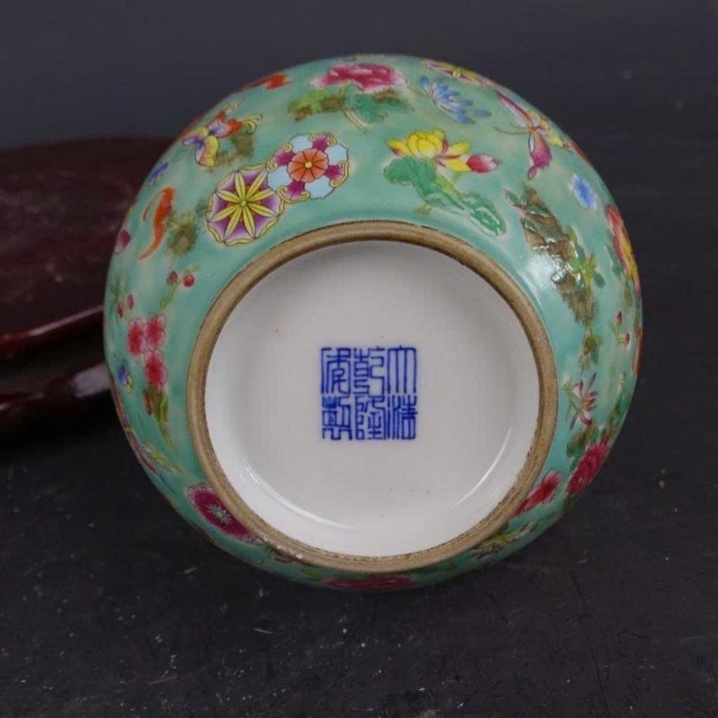  Bình Thưởng Sưu Tầm Men Xanh Hoa Văn Bướm  BKCECN-10370 