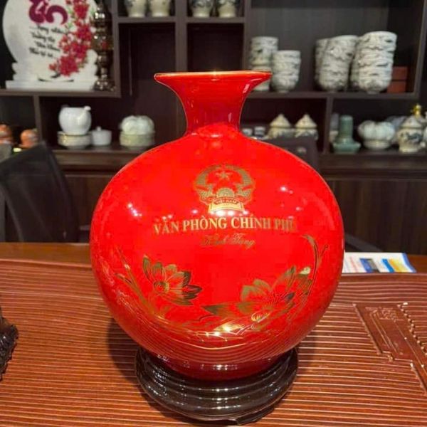  Bình Hút Tài Lộc Văn Phòng Chính Phủ Dát Vàng BKCECN-10522 