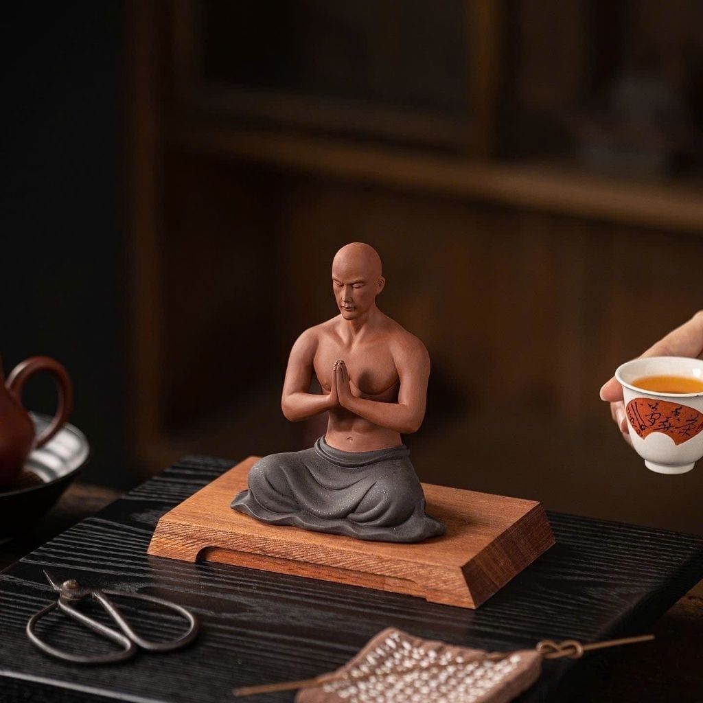  Tượng Gốm Tử Sa Thiếu Lâm Võ Tăng Ngồi Thiền BKCECN-10534 