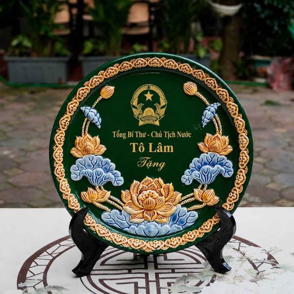  Đĩa Cảnh Gốm Sứ Đắp Nổi Quà Tặng Tổng Bí Thư - Chủ Tịch Nước Tô Lâm BKCECN-10547 
