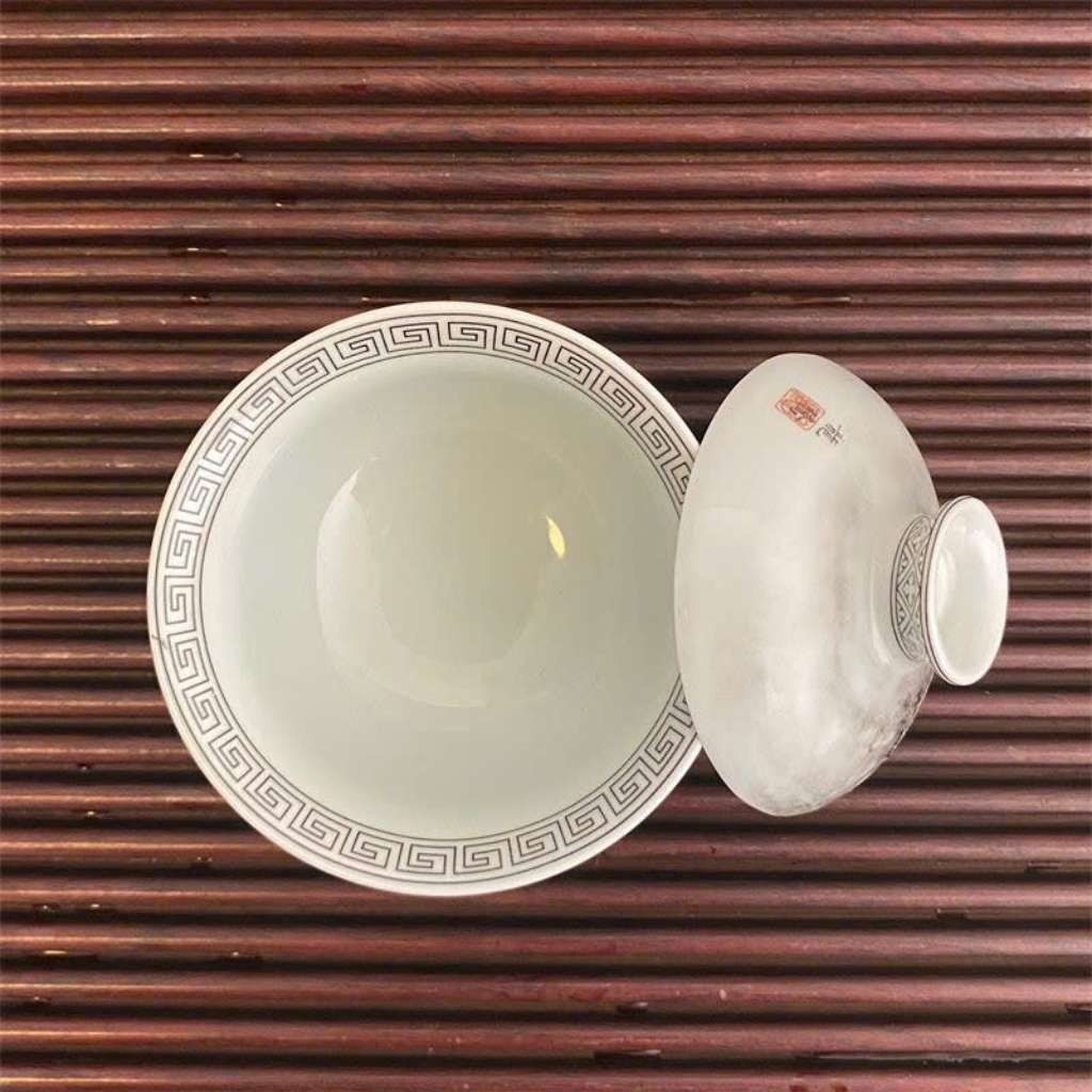  Chén trà sâm gốm sứ vẽ rồng ẩn trong mây cao cấp BKCECN-10550 