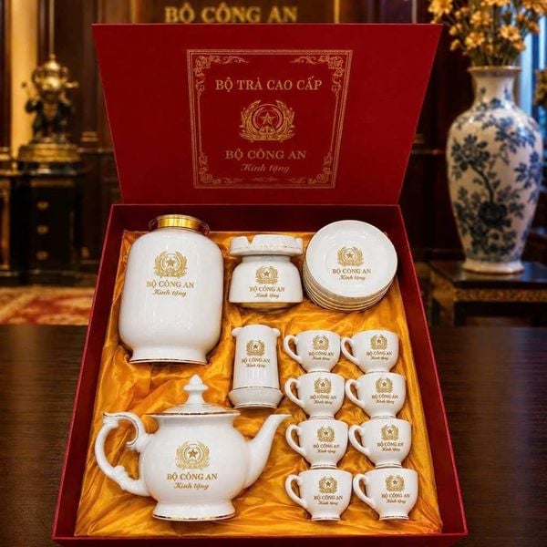  Bộ Ấm Chén Gốm Sứ in logo Bộ Công An Cao Cấp BKCECN-10575 