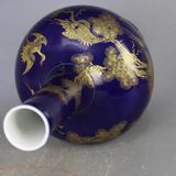  Bình Cổ Tỏi Gốm Sứ Men Xanh Lam Kim Chạm Vẽ Vàng Tùng Hạc Diên Niên BKCECN-10622 