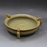  Đĩa Gốm Men Ngọc Ba Chân Đắp Nổi Họa Tiết Rồng Vờn Ngọc Cổ Điển BKCECN-10626 