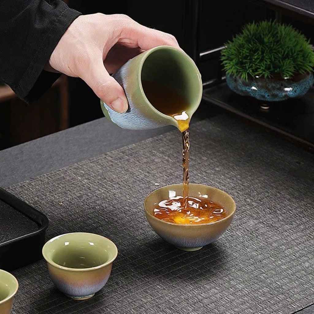  Bộ Ấm Trà Men Hỏa Biến Khai Quang Xanh Cốm Cổ Điển Kèm Hộp Vali BKCECN-10647 