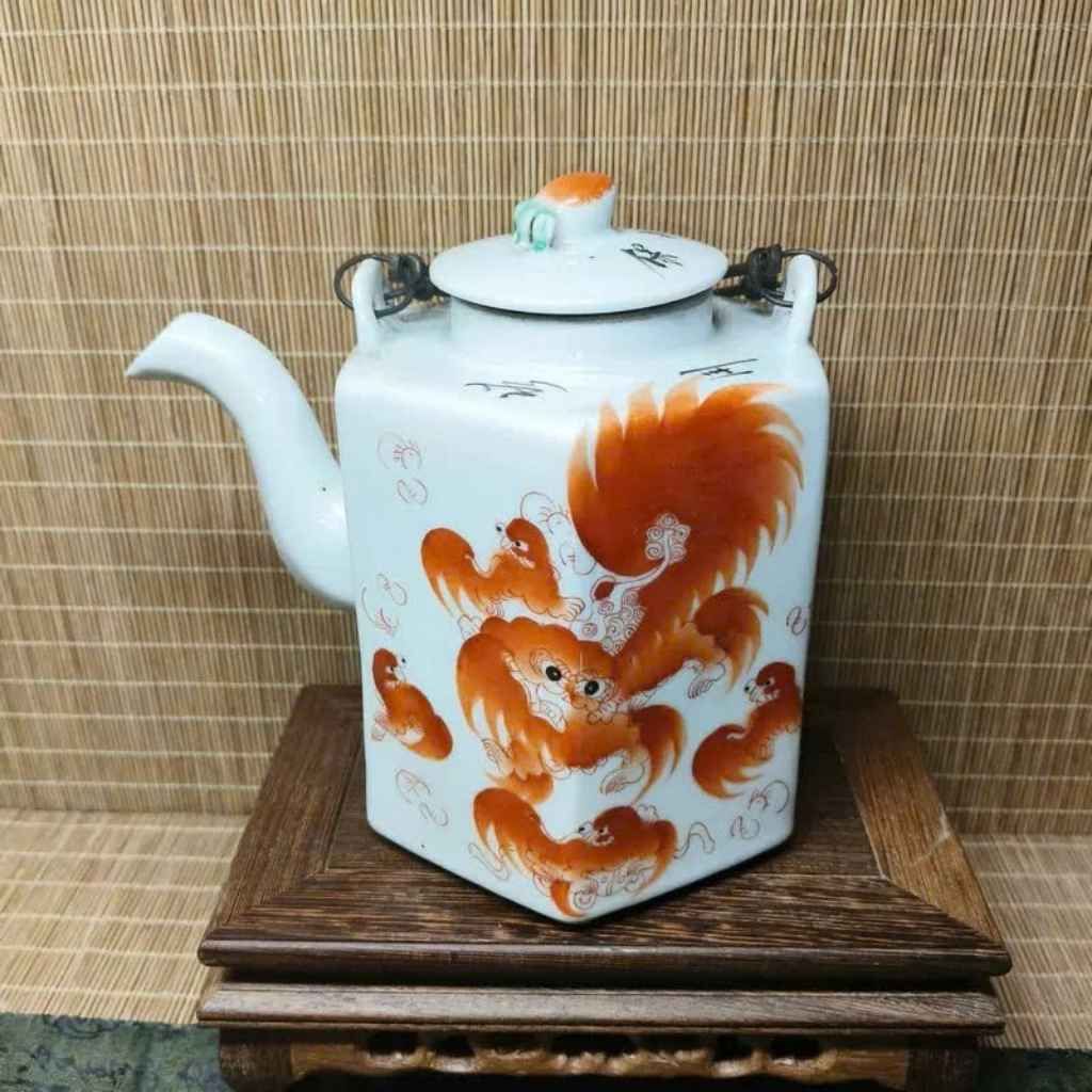  Ấm Trà Gốm Sứ Cổ Họa Tiết Linh Thú BKCECN-9464 