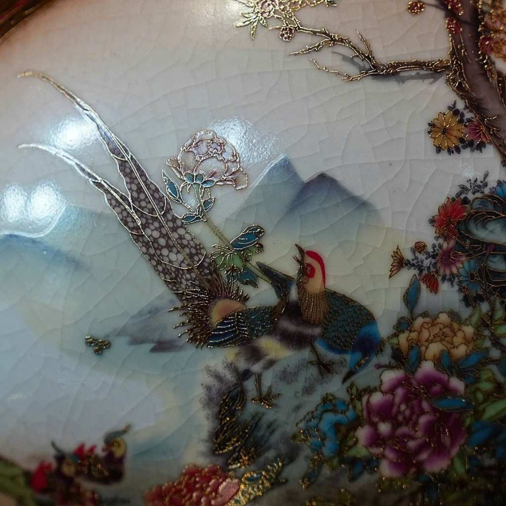  Bình Gốm Trang Trí Men Trắng Họa Tiết Chim Công BKCECN-9482 