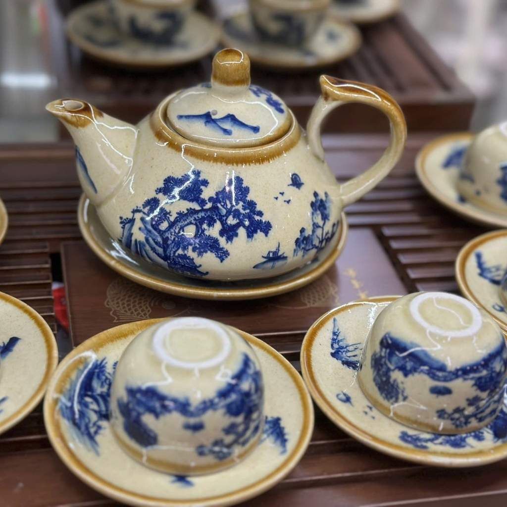  Bộ Ấm Chén Gốm Sứ Sơn Thủy Men Nâu BKCECN-9569 