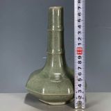  Bình gốm cổ dáng trúc men ngọc sưu tầm 