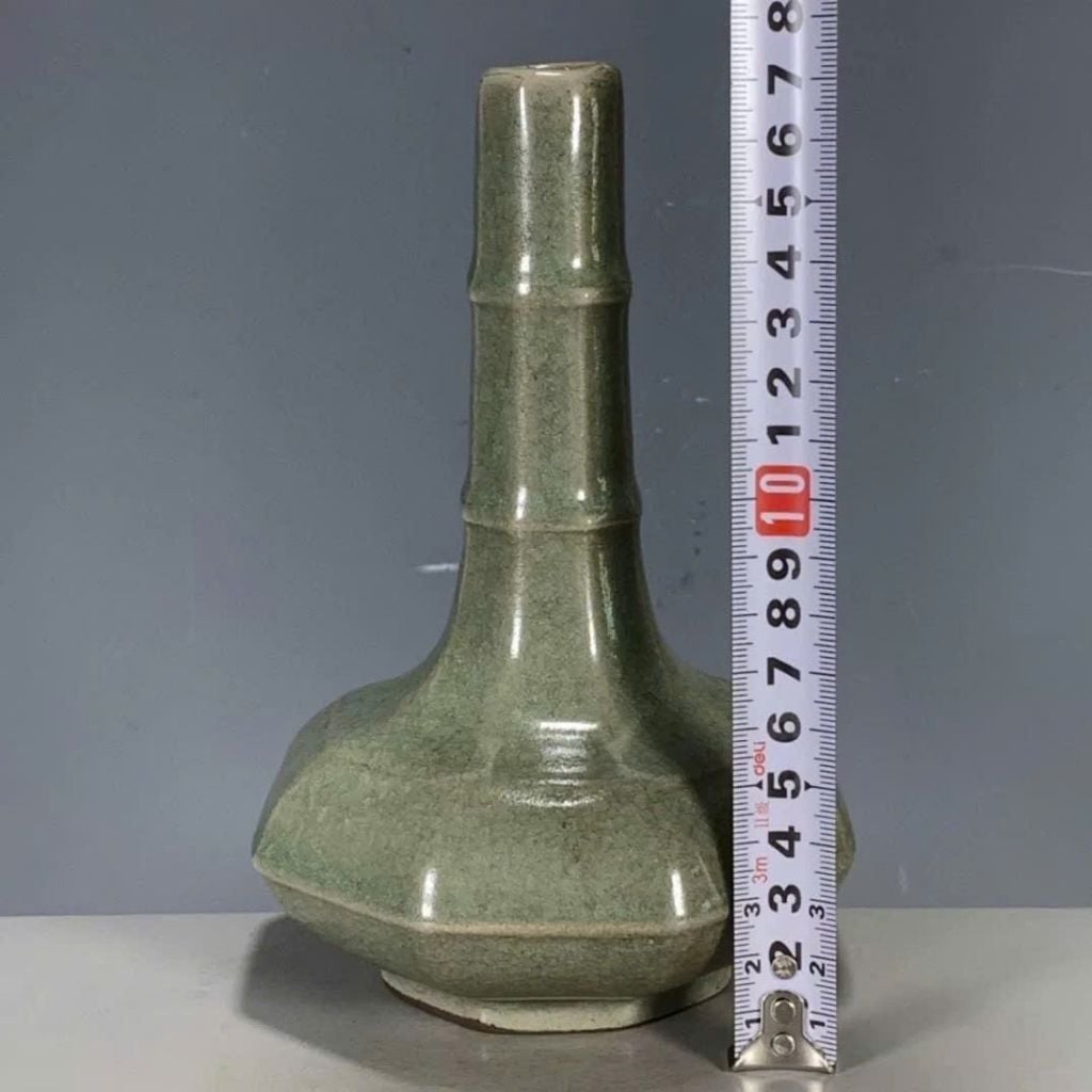  Bình gốm cổ dáng trúc men ngọc sưu tầm 