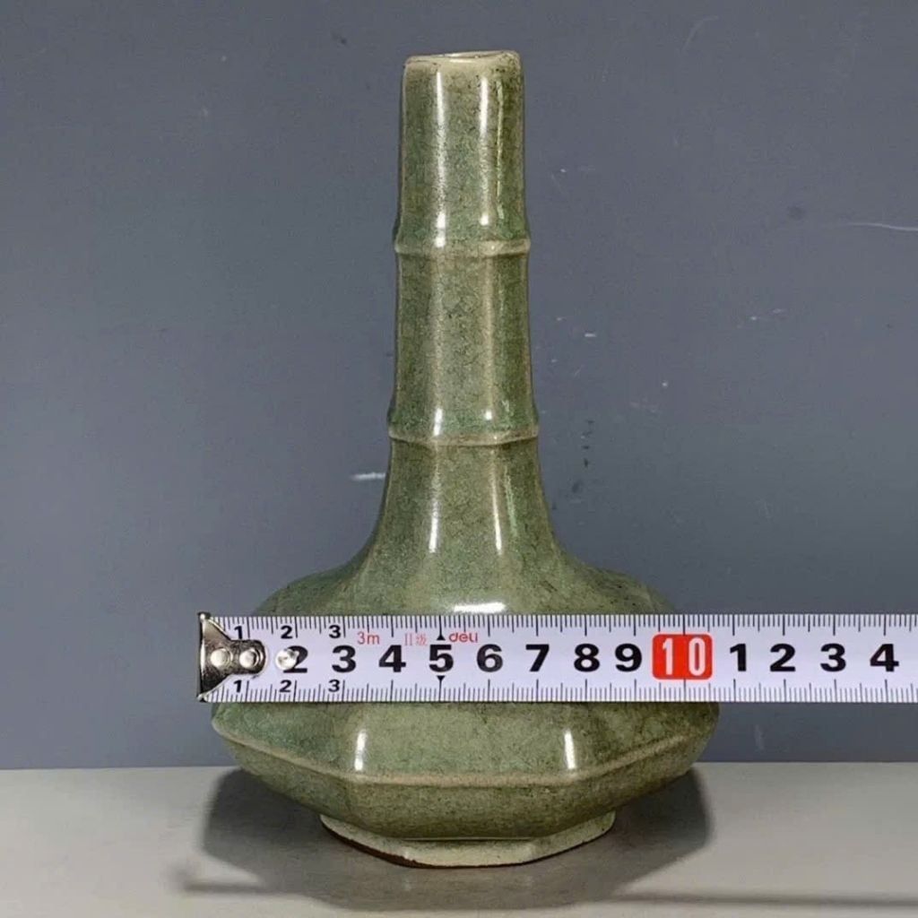  Bình gốm cổ dáng trúc men ngọc sưu tầm 