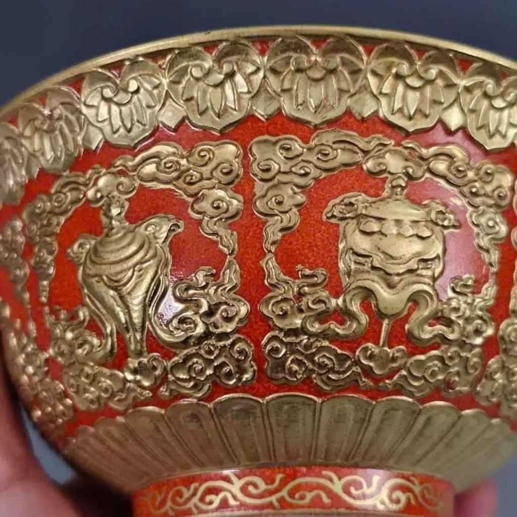  Chén Gốm Sứ Khắc Kim Bát Bảo Cát Tường . BKCECN-9957 