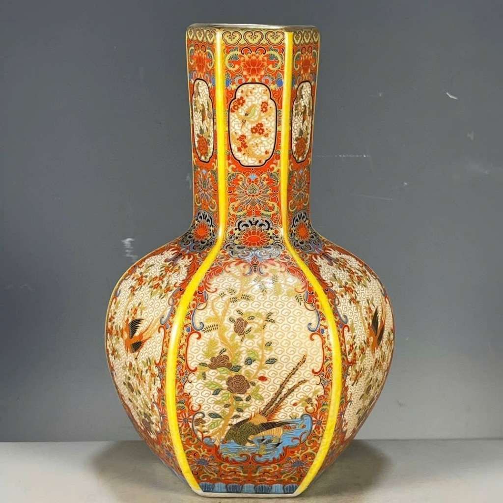  Bình Gốm Đa Giác Vẽ Gấm Nung Củi Cao Cấp BKCECN-9972 