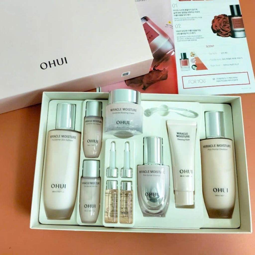  Set OHUI Hồng Miracle Moisture Mẫu Mới Nhất BKCOKR-9103 