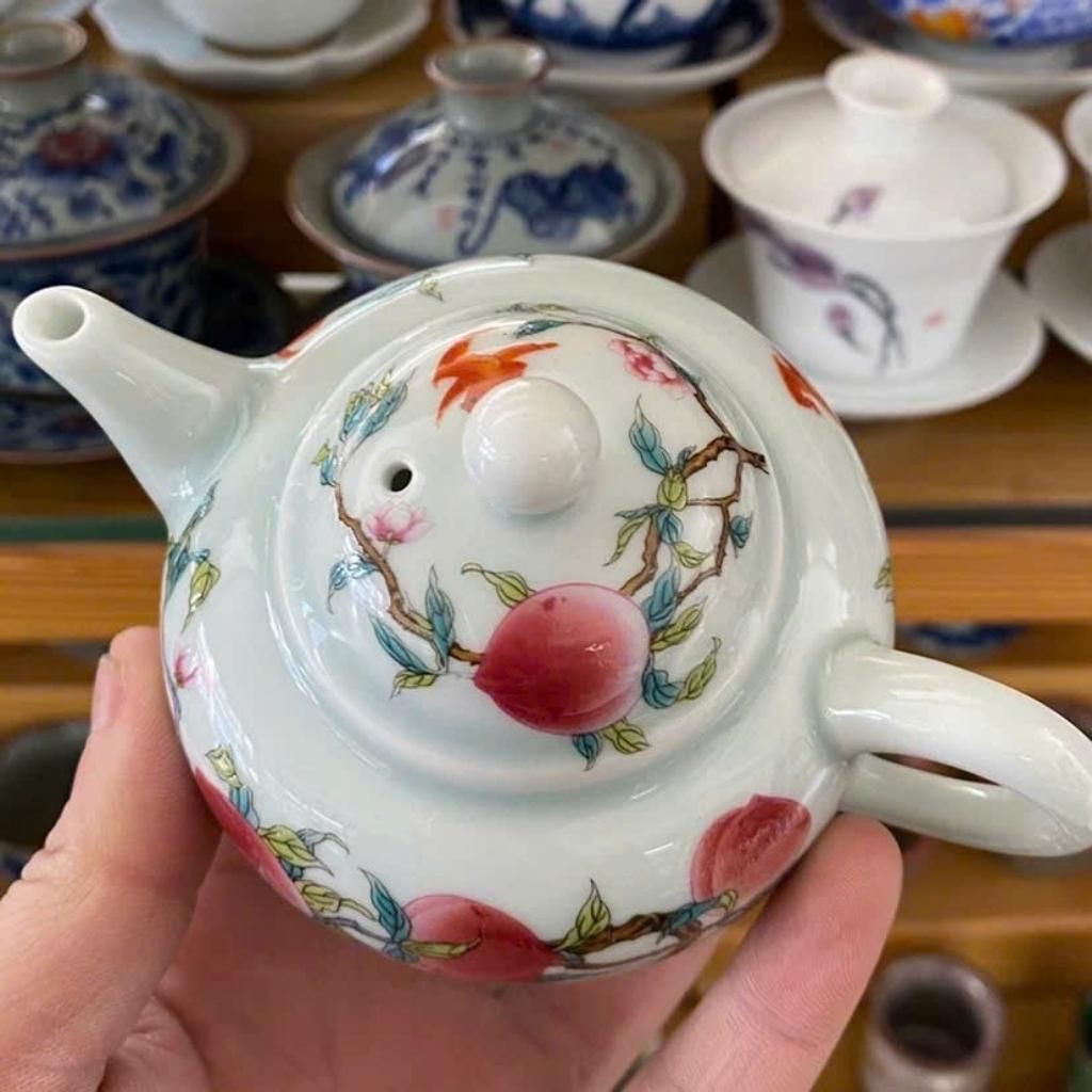  Ấm Trà Vẽ Đào Tiên Men Ngọc Bích BKCECN-9497 