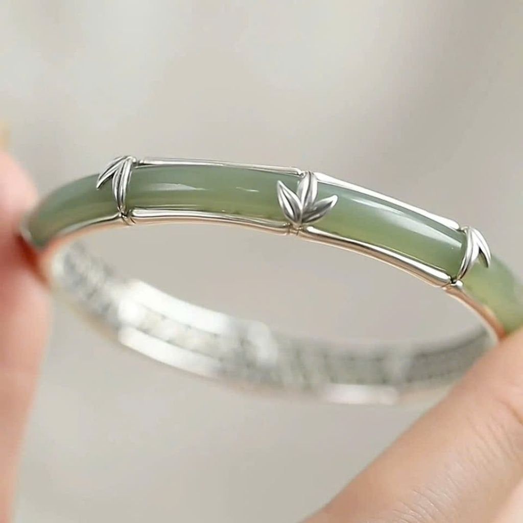  Vòng Tay Ngọc Đính Đá Xanh BKJECN-9286 