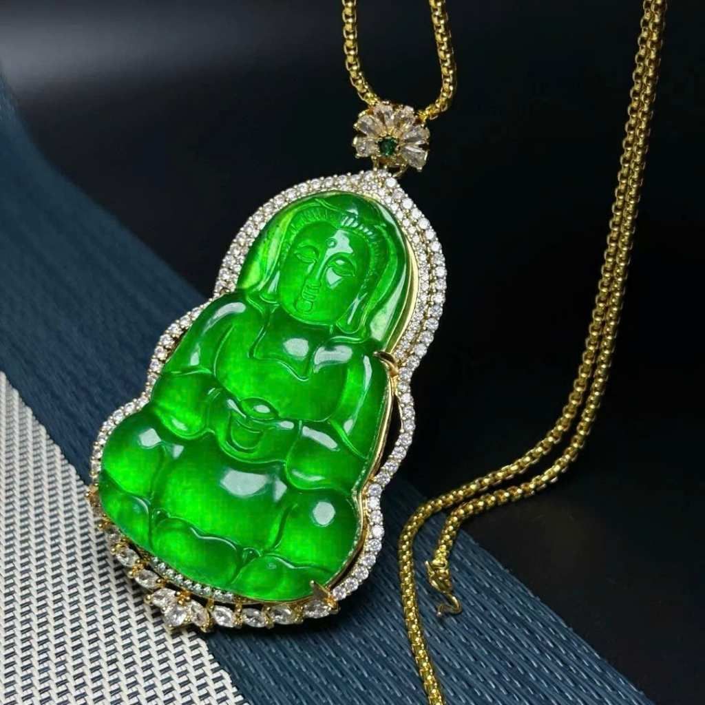  Mặt dây chuyền Quan Âm ngọc lục bảo BKJECN-9304 