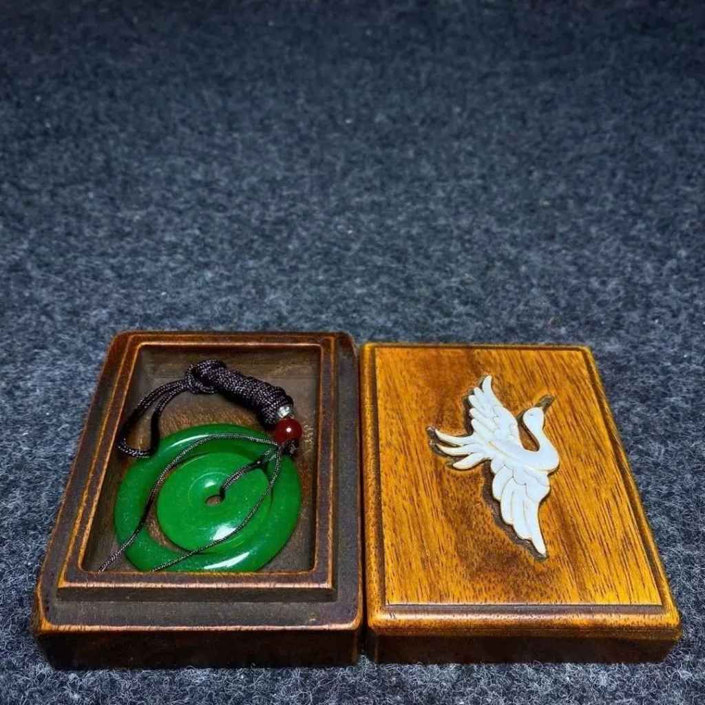  Mặt dây chuyền ngọc bích  BKJECN-9307 