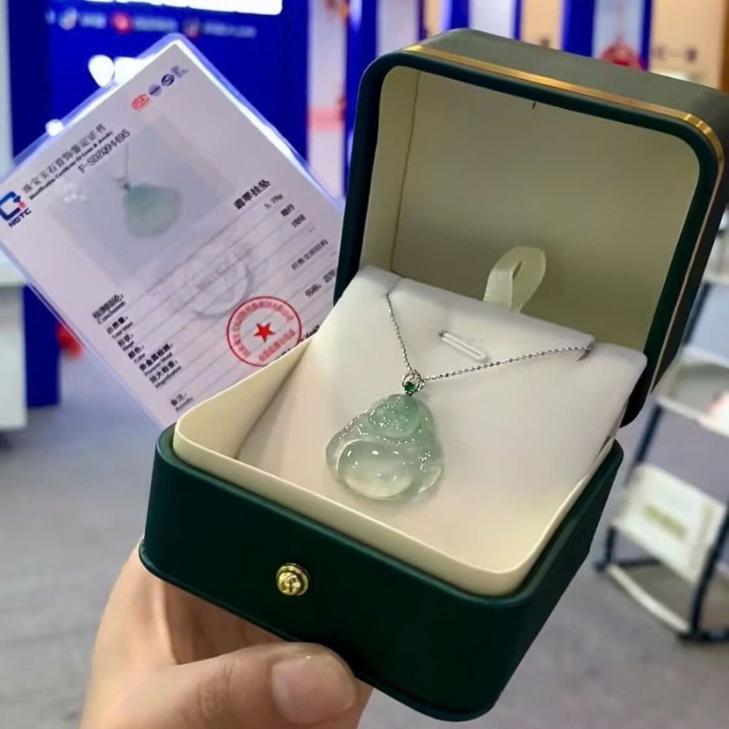  Mặt Dây Chuyền Ngọc Bích Trắng Miến Điện BKJECN-9326 