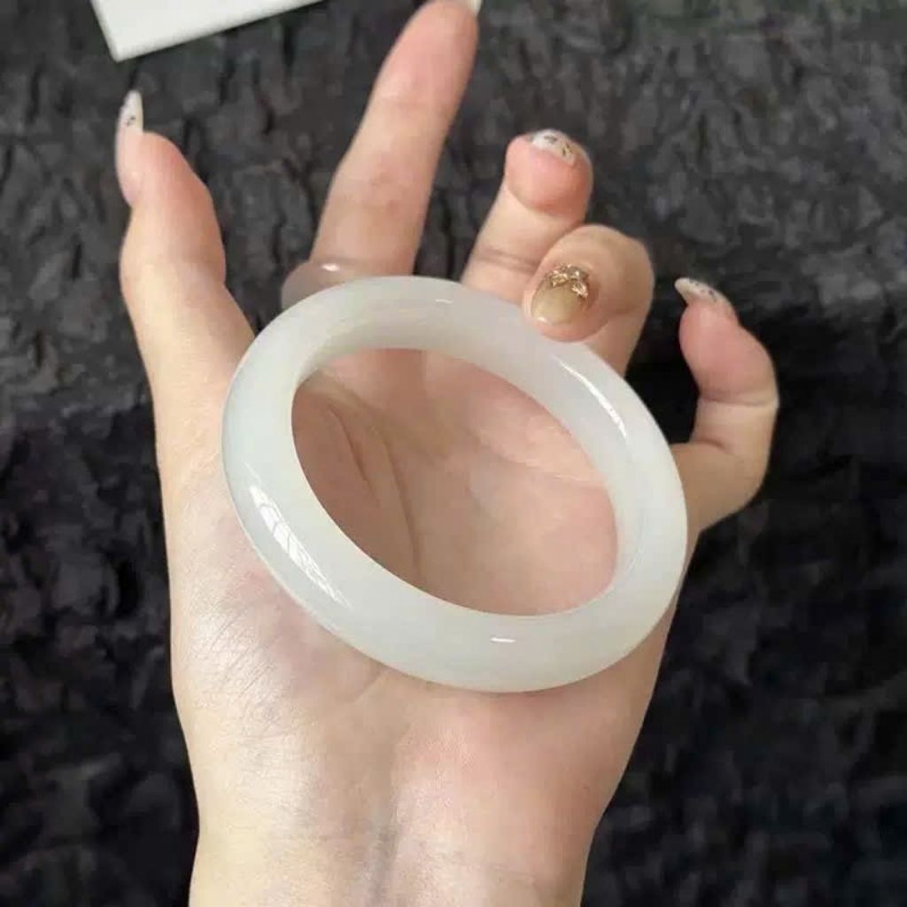  Vòng Cẩm Thạch Trắng Ngọc Bích Bản Dày BKJECN-9339 