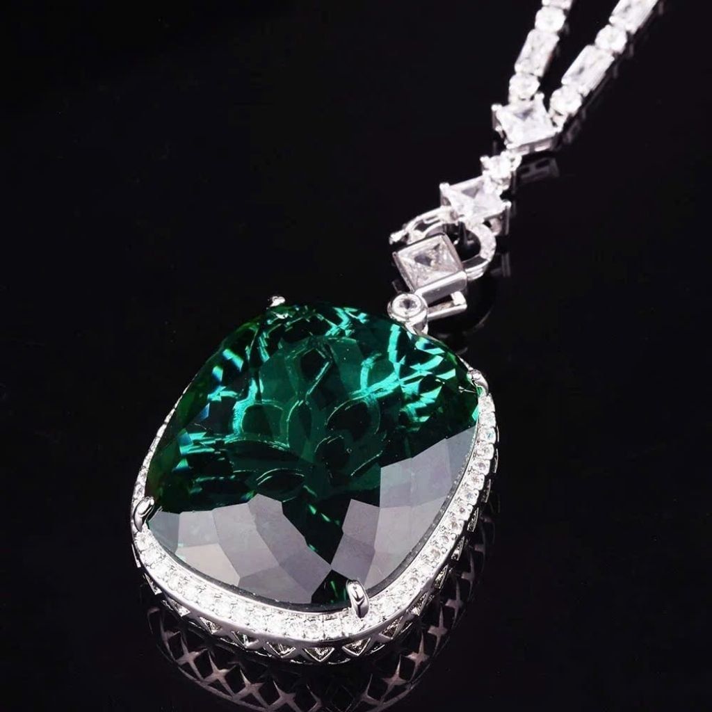  Mặt dây chuyền đính đá xanh lục  BKJECN-9348 