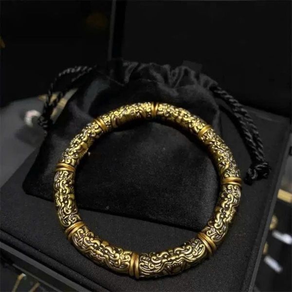  Vòng Tay Kiềng Nam Chạm Khắc Kim Cang Ma Ha Thần Thú Bằng Đồng Vàng BKJECN-9440 