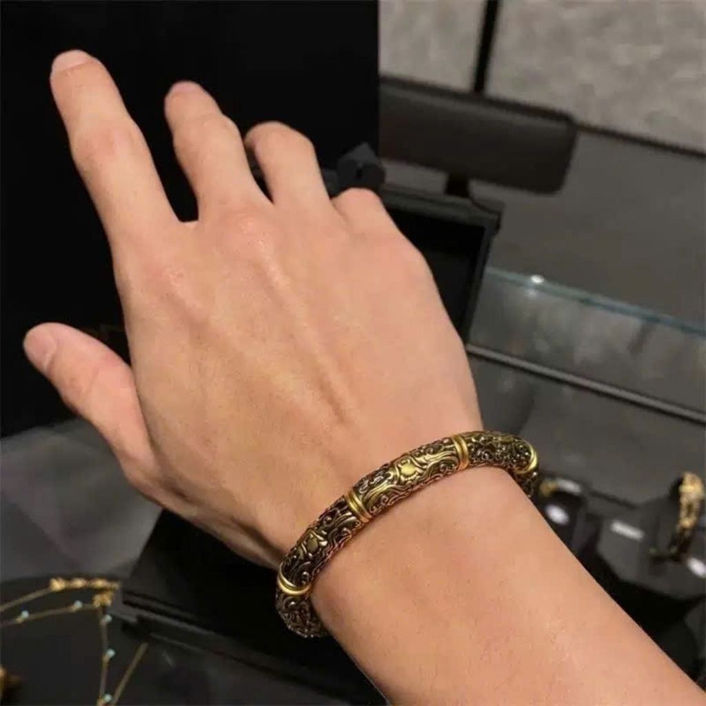  Vòng Tay Kiềng Nam Chạm Khắc Kim Cang Ma Ha Thần Thú Bằng Đồng Vàng BKJECN-9440 