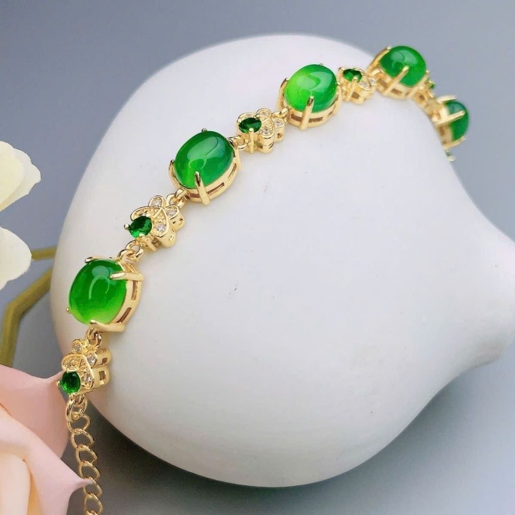  Vòng Tay Ngọc Bích Màu Xanh Rêu Thanh Lịch BKJECN-9454 