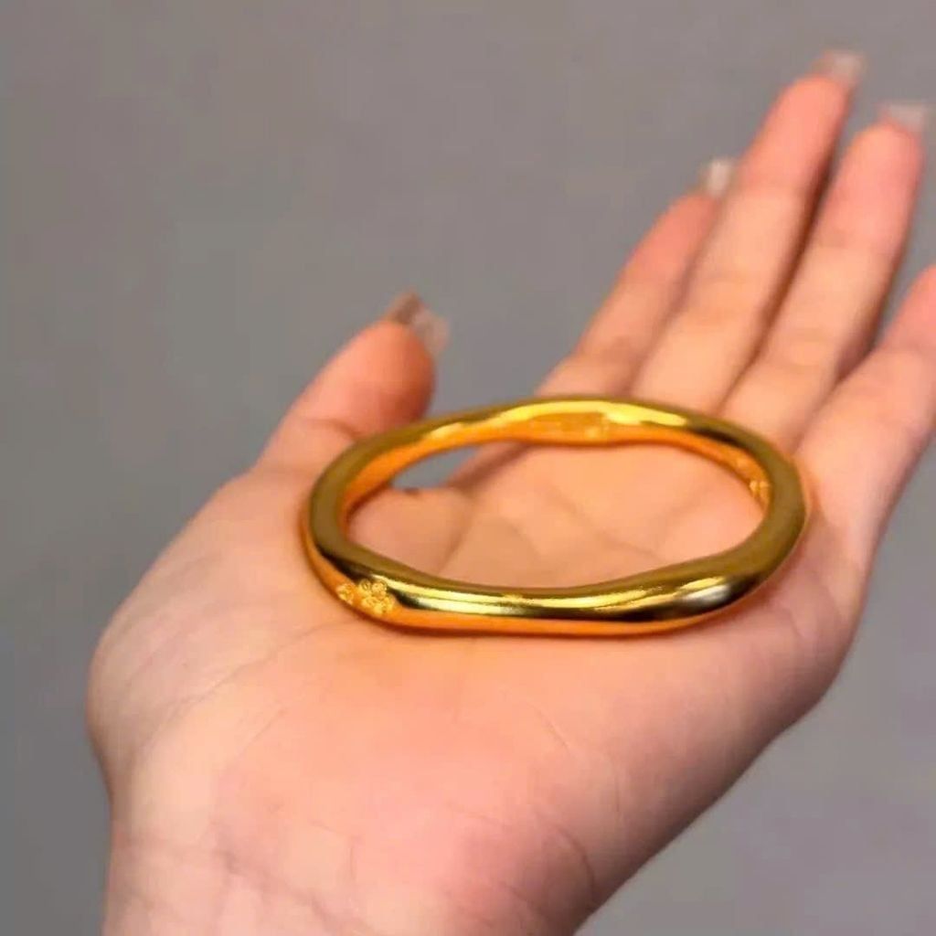 Vòng Tay Nữ Mạ Vàng 18K Chạm Khắc Hoa Văn BKJECN-9455 