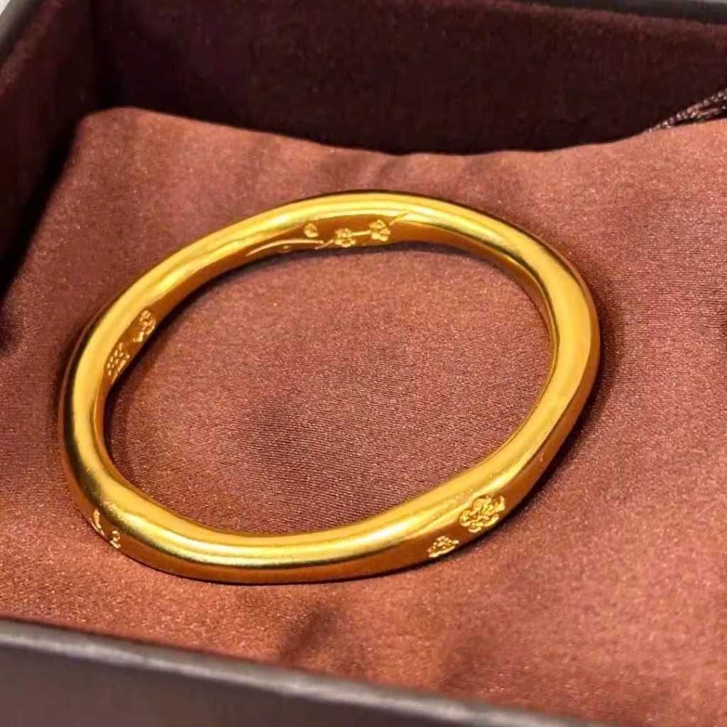  Vòng Tay Nữ Mạ Vàng 18K Chạm Khắc Hoa Văn BKJECN-9455 