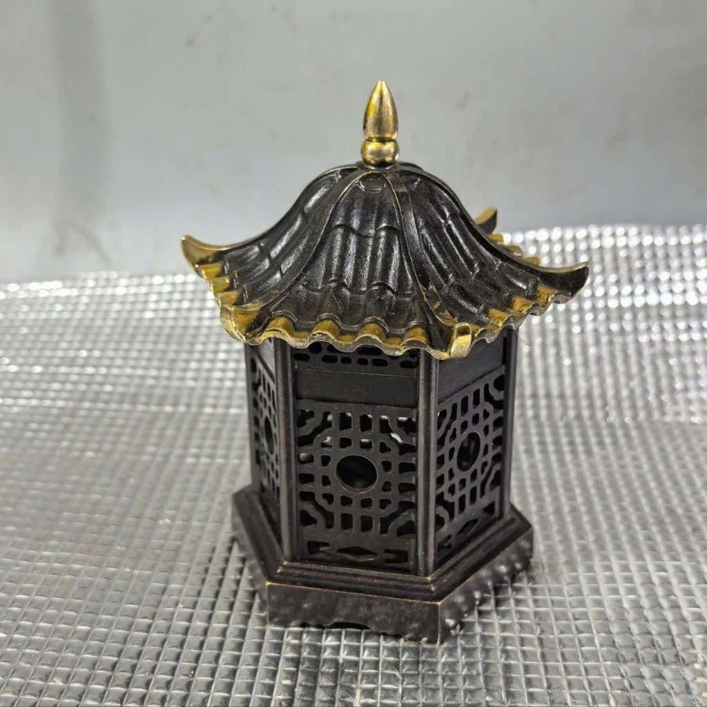  Lư Xông Trầm Đồng Dáng Lâu Đài Cổ Kính BKMECN-10085 