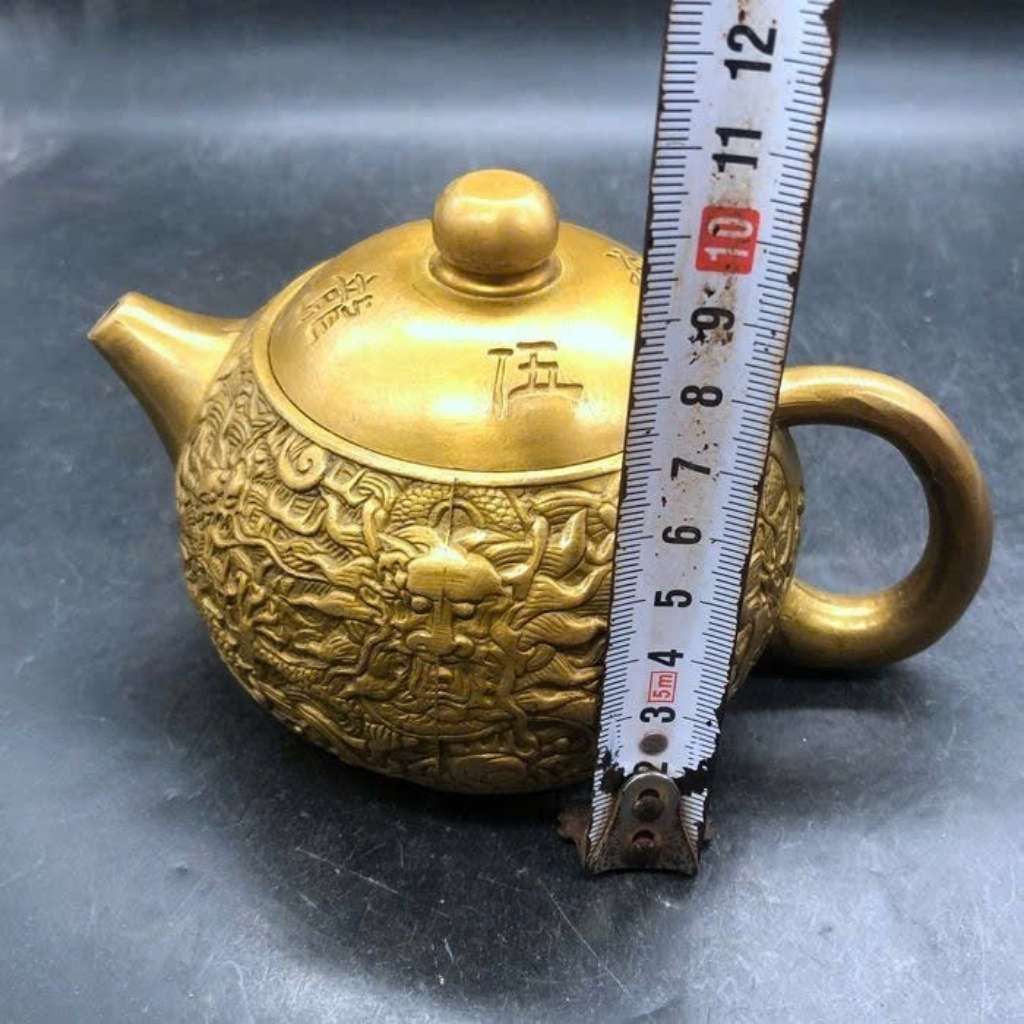  Ấm trà đồng vàng chạm nổi Vân Long triện chữ cổ BKMECN-10087 