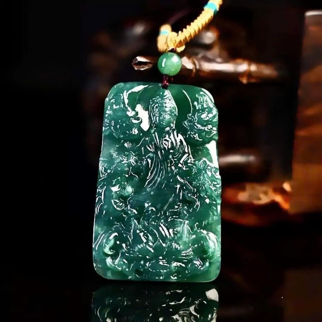  Mặt dây chuyền ngọc phỉ thúy tạc nổi Quan Âm Tự Tại BKJECN-9438 