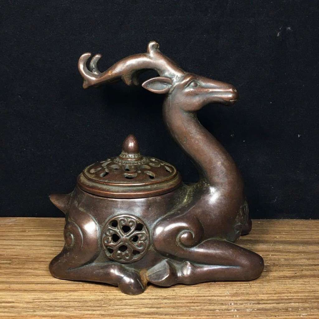  Lư Xông Trầm Hương Bằng Đồng Giả Cổ Dáng Tuần Lộc Ngậm Ngọc  BKMECN-10103 