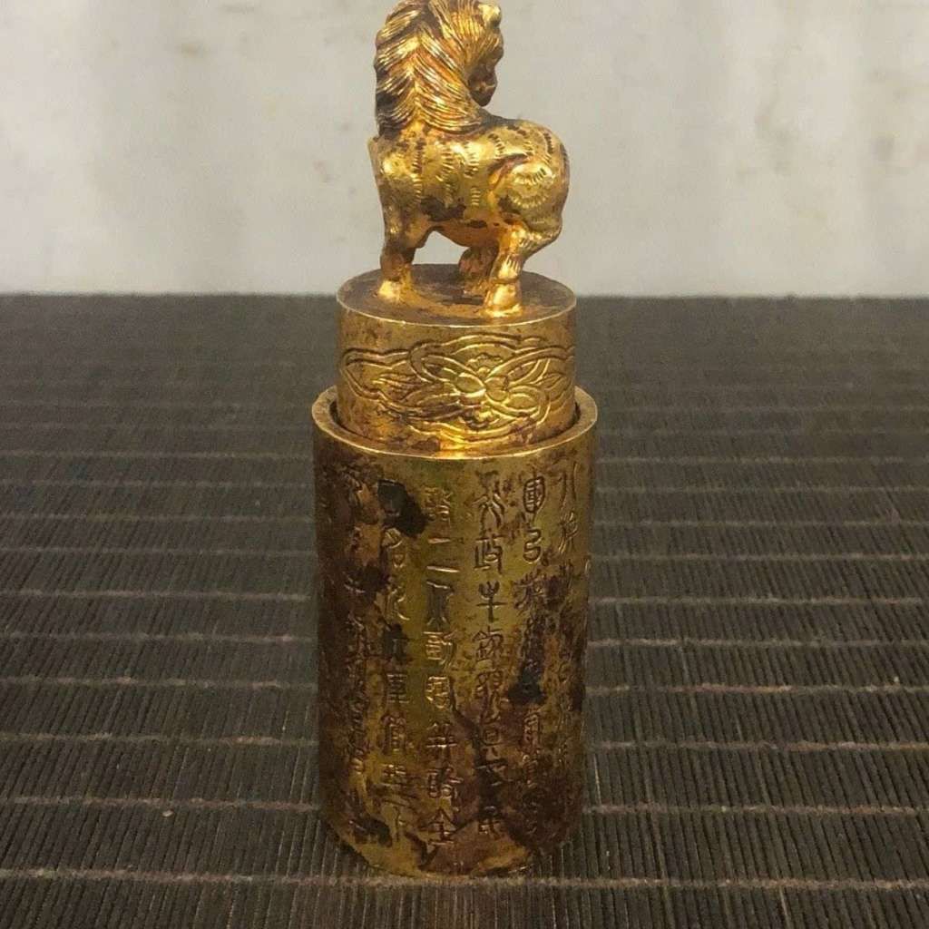  Ấn Triện Ống Đồng Cổ Ngoạn Tạc Hình Ngọ Mã BKMECN-10138 