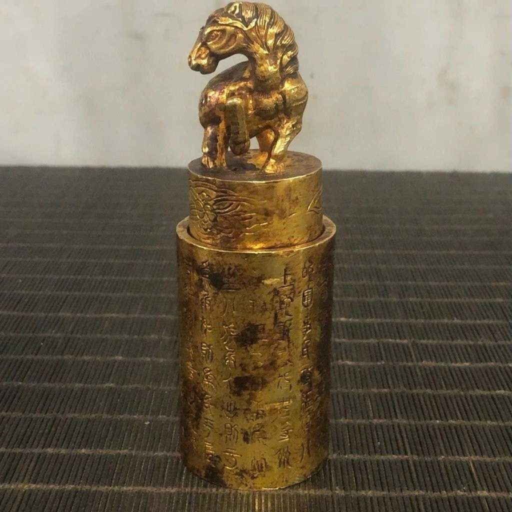  Ấn Triện Ống Đồng Cổ Ngoạn Tạc Hình Ngọ Mã BKMECN-10138 