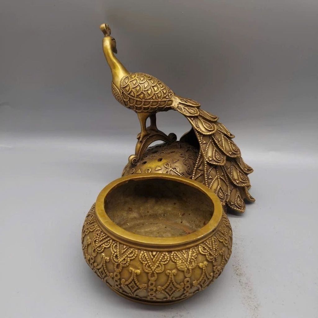  Lư xông trầm đồng cổ chạm thúc hoa văn gấm núm nắp Khổng Tước cát tường BKMECN-10189 