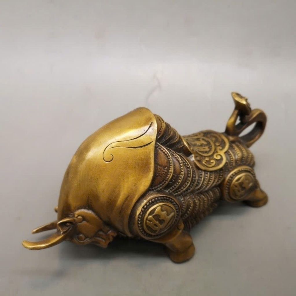  Tượng Trâu Đồng Phong Thủy Cõng Bao Tiền Chiêu Tài Tiến Bảo BKMECN-10222 