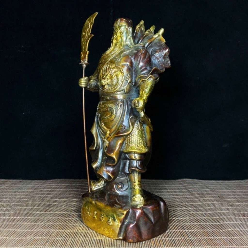  Tượng Quan Công Bằng Đồng Phong Thủy BKMECN-10237 