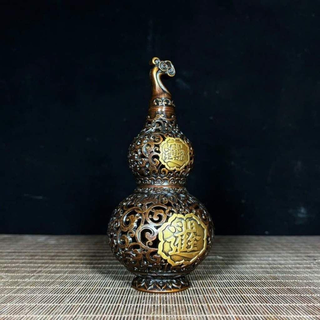  Hồ Lô Xông Trầm Bằng Đồng Chạm Thủng Khảm Chữ Triện Dát Vàng BKMECN-10239 